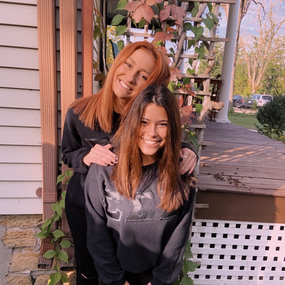 Meet your Posher, Kayla